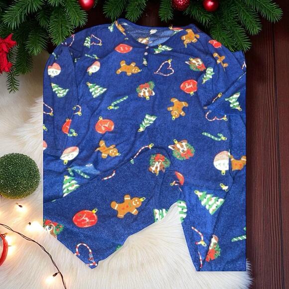 Christmas Holiday Pajama Set Large Gingerbread Ornament Tree Lounge Top Bottom - Picture 1 of 13
